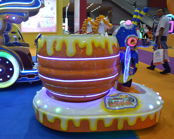 蜜蜂队长bsport体育           