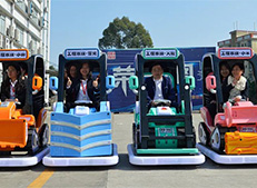 最适合在广场上摆放的广场游乐车 