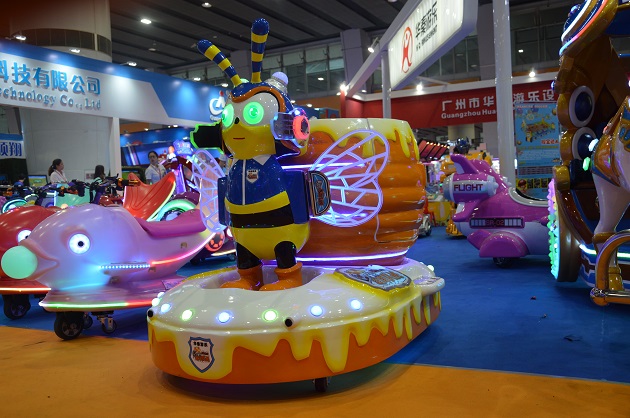 蜜蜂队长-bsport体育-碰碰车